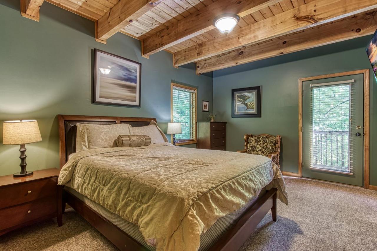 Mountain Lake Lodge, Hot Tub, Theater Room, 1089 Free Tickets Each Paid Day, Dollywood And More Sevierville Exterior photo