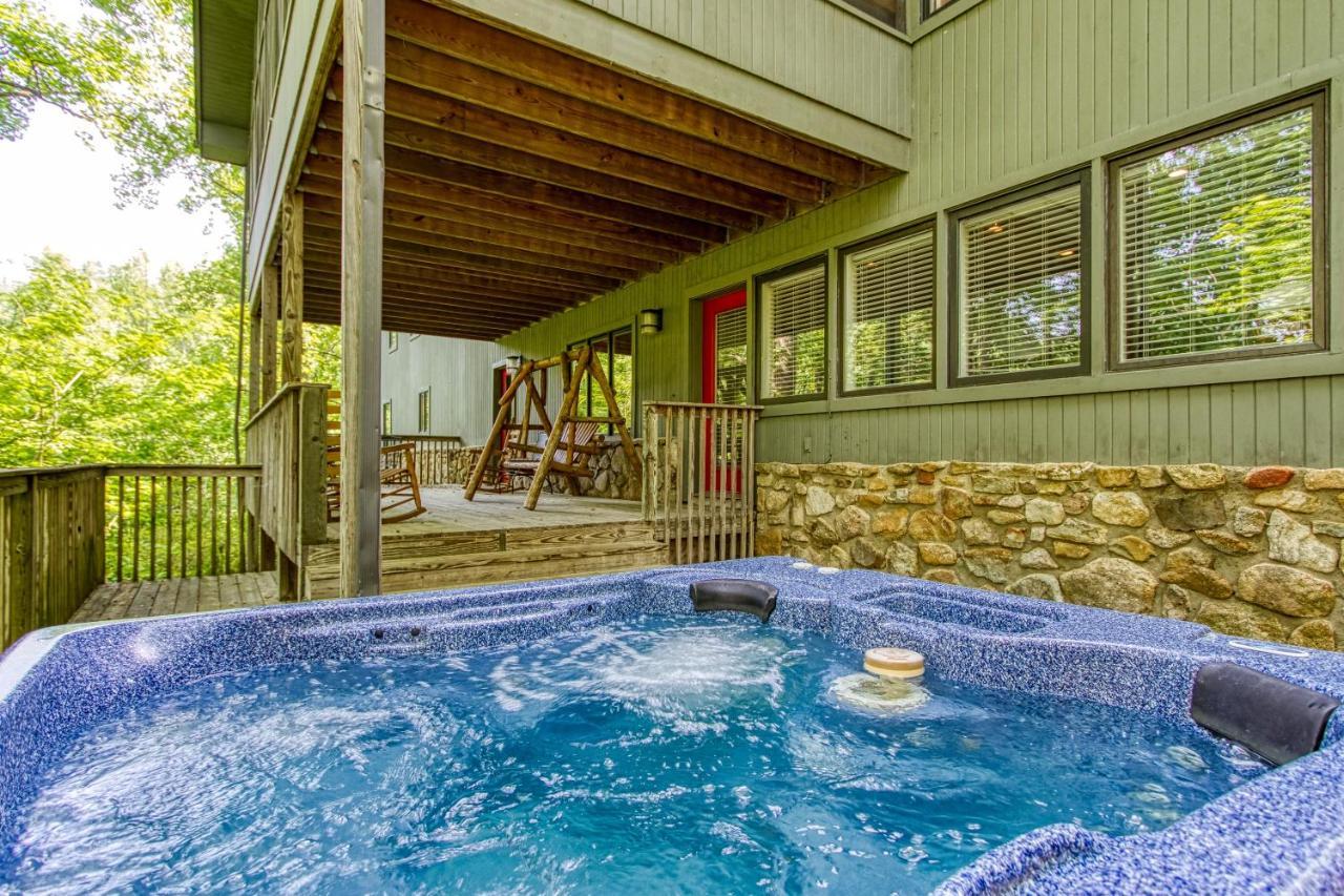 Mountain Lake Lodge, Hot Tub, Theater Room, 1089 Free Tickets Each Paid Day, Dollywood And More Sevierville Exterior photo